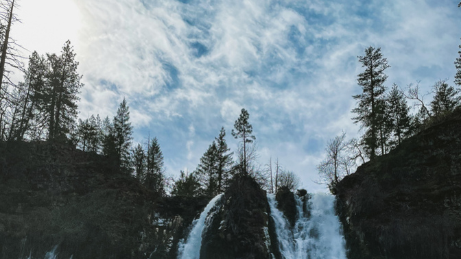 Which natural landscape is prettier?