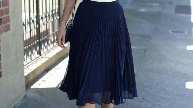 Do you like longer pleated skirts?