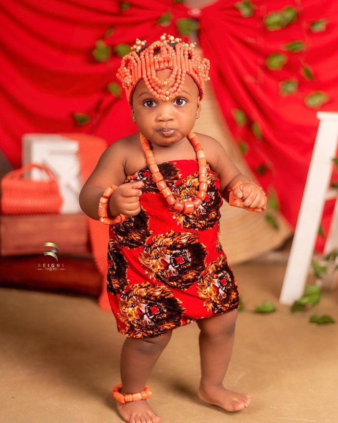 Which Nigerian “Igbo” dress attire is the cutest do you like?