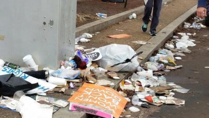 Do you think that the college campus protesters should clean up their mess they made with their trash, broken things, left over tents, etc?