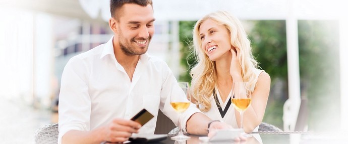 Guys, how would you like a woman to offer to split or pay a tab on a date, after you've paid the first?
