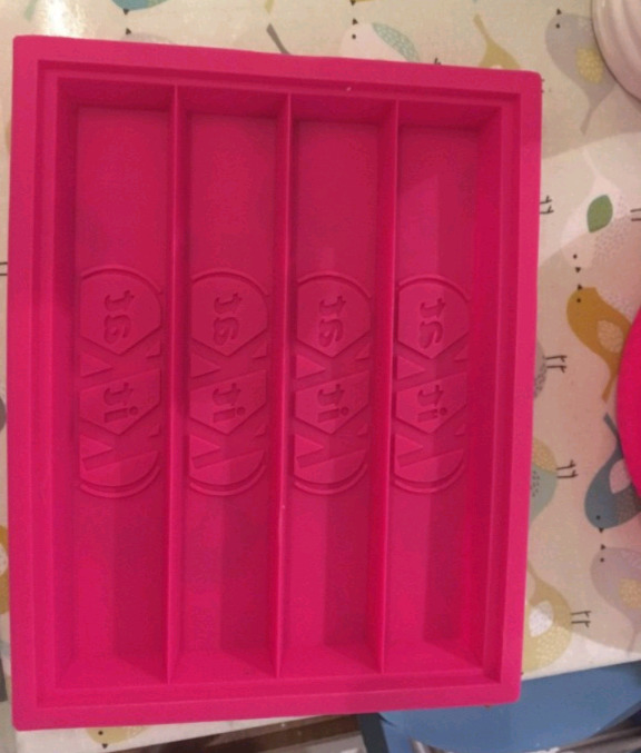 What do you think of this giant kit kat I made would you be able to finish it?