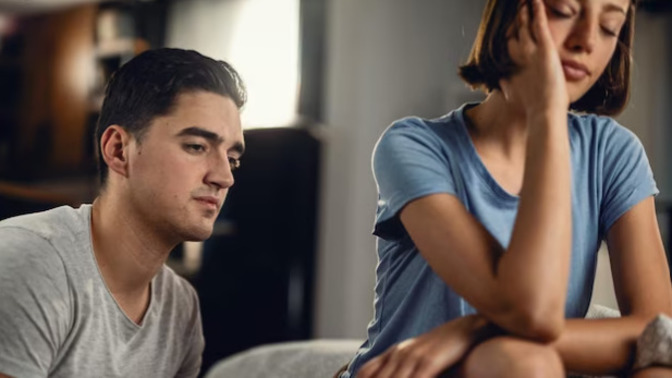 Why does my girlfriend never compliment me?