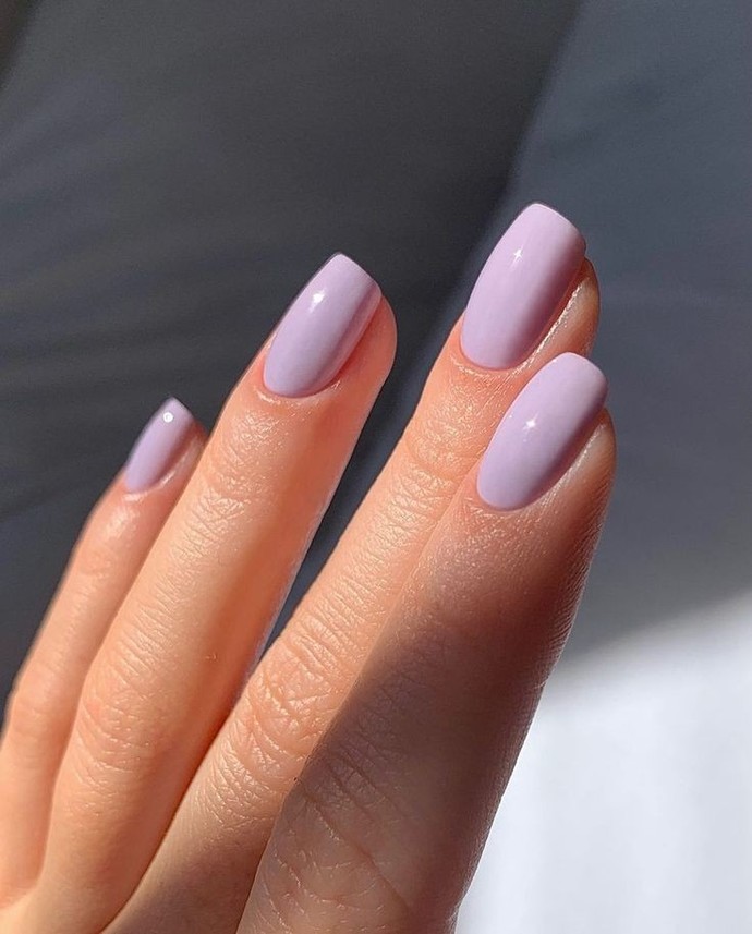 Do you care about a womans nails? What type of nails do you like?