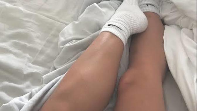 Which legs pic do you find most attractive/ sexy?