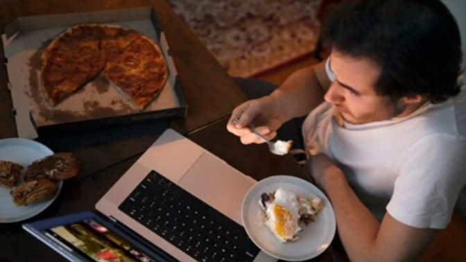 Do you enjoy watching something while eating?