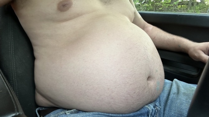Girls, Do you ever have days where you feel like your super fat?