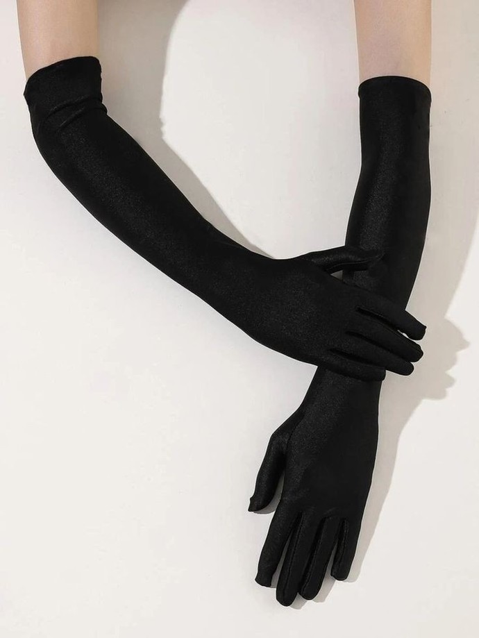 Do you find women who wear black attractive?