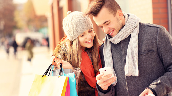 Do you go shopping with your lover/spouse?