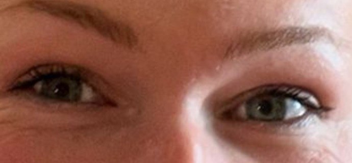 What’s your eye color (based on the pic)?