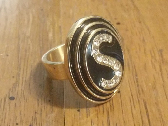 What is your favorite kind of Ring to put on your finger? (other than the engagement rings)?