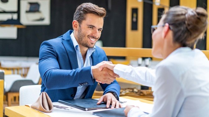 What’s the difference between a female coworker being friendly and flirting?