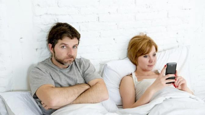 My girlfriend is always on her phone when we are together why?