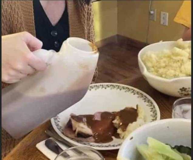Would a pitcher work better than a ladle for gravy?