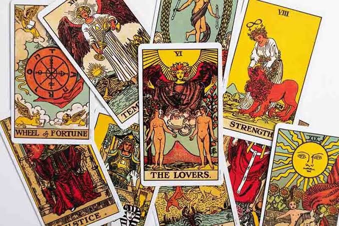 Do you know of any sites, applications, comnunity for fortune telling?