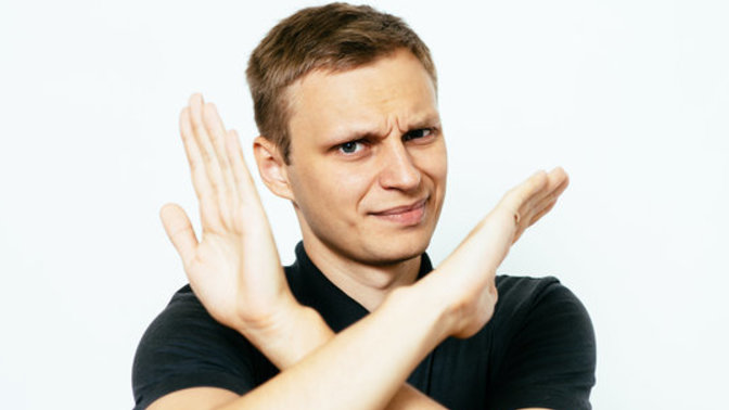 Should men quit asking out women?