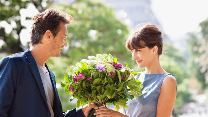 Does anyone actually think courting someone is still a good idea in 2024?