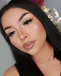 Do guys find girls that wear makeup more attractive?