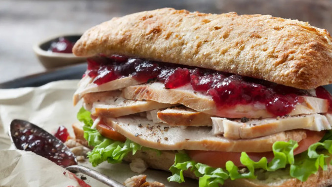 What sauce goes with turkey sandwich?