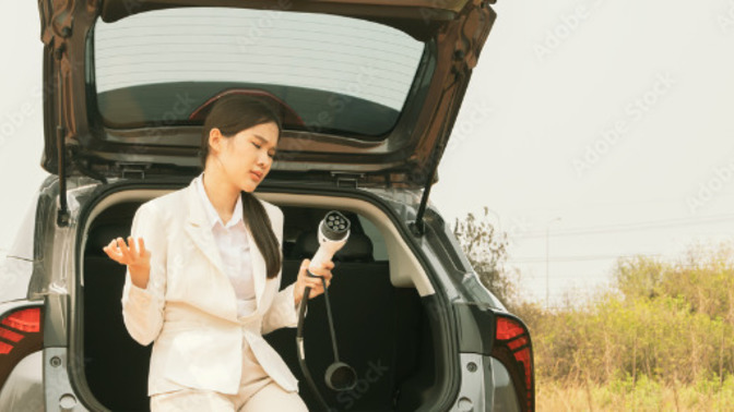 What do would you do if you forgot to recharge your electric car and you are stuck somewhere far away from city. There are no charging stations?