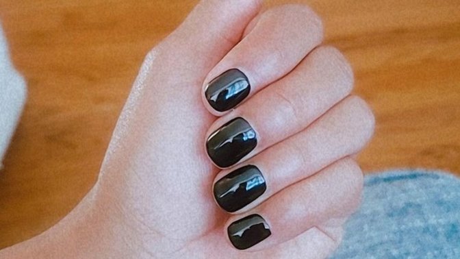 Does black nail polish look edgy or can it look nice with a casual getup?
