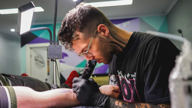 What do you think about dating a tattoo artist?