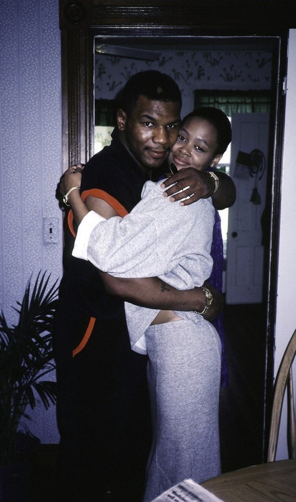Ladies, if you were Robin Givens the wife of Mike Tyson in 1988 would you have felt safe knowing your husband was Mike Tyson and love him for him?