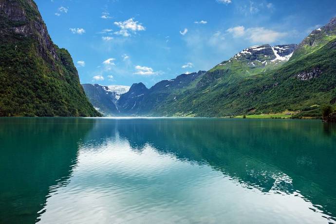 Which nature destination would you enjoy more ?