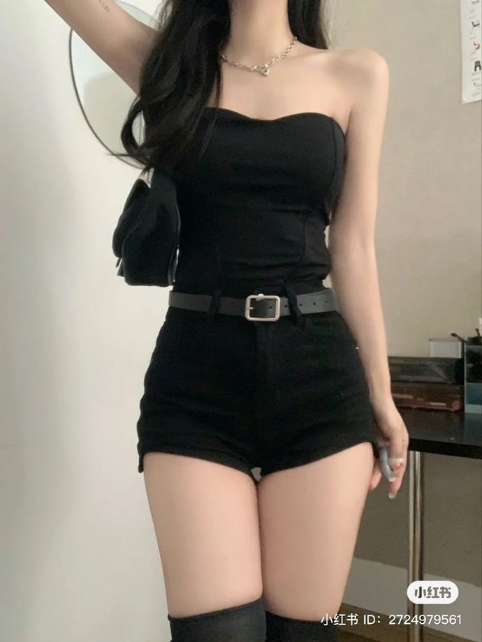 bad b stuff, lots of black, chic stuff, but not too revealing