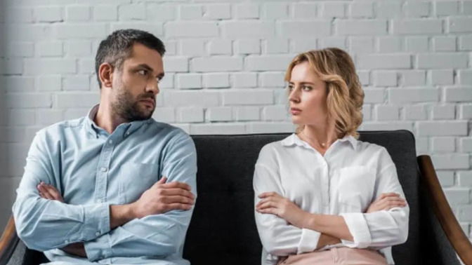 Love and loyalty from both genders is impossible in modern times. True or false?