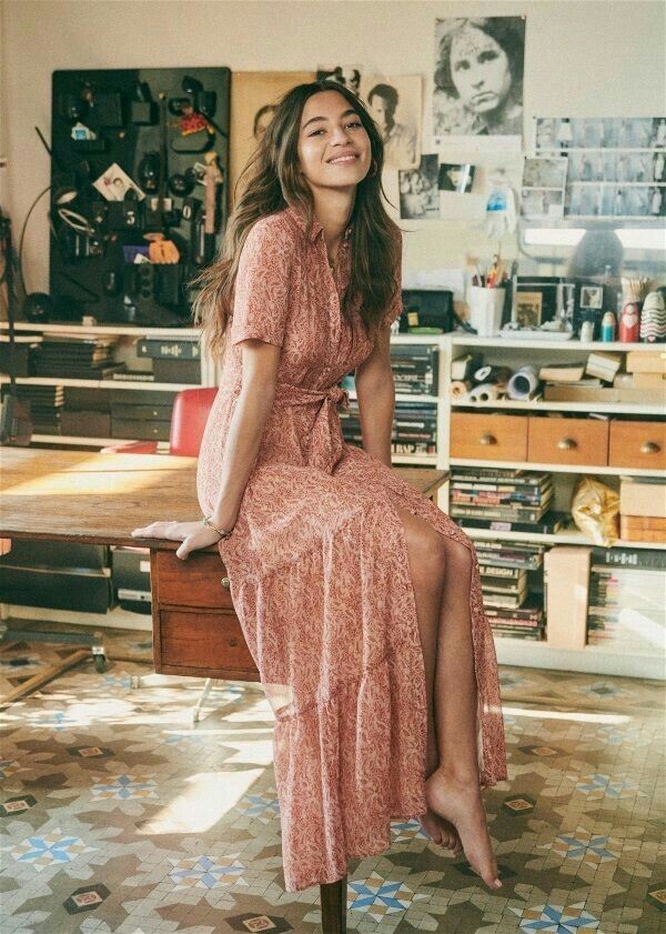 What is your favorite outfit on a girl?