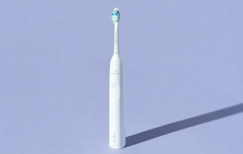 Do you think electronic toothbrush cleans teeth better?