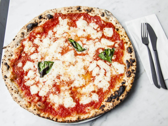 Naples Pizza margherita