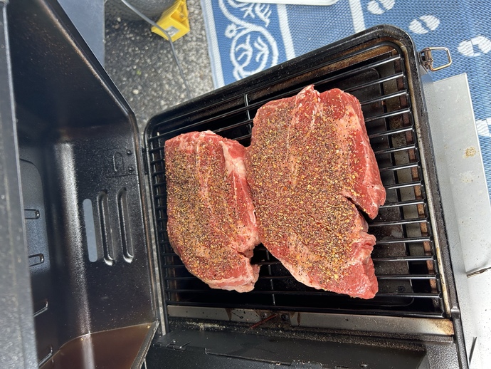 Do you like smoked meats? 🥩 😋?