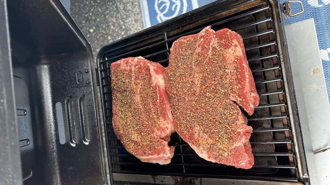 Do you like smoked meats? 🥩 😋?