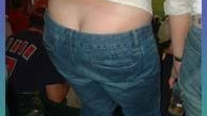 Girls, low rise jeans exposing your asscrack, will you be concerned about it?