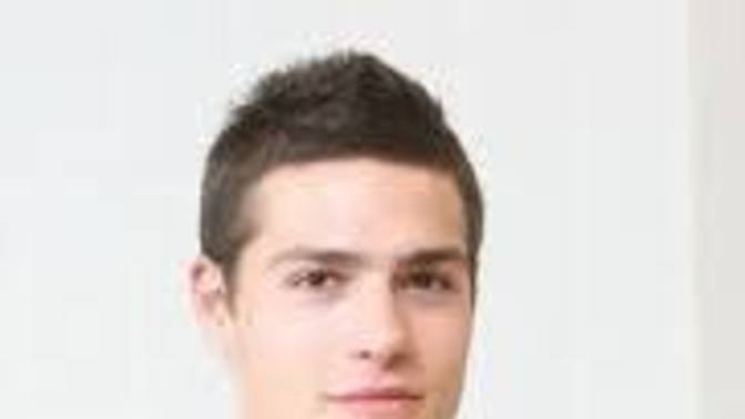Girls, TTop 8 most beautiful men and women in your opinion?