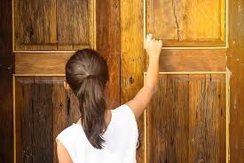What are some clever knock knock jokes?