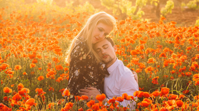 What makes a strong relationship?