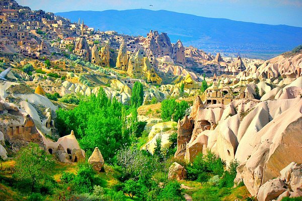 Which is the most beautiful Islamic country?