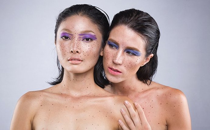 Girls, would you ever pose for an artistic nude piece?