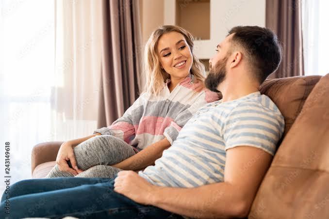 Guys, do you like women who do small talk or women who do meaningful talks?