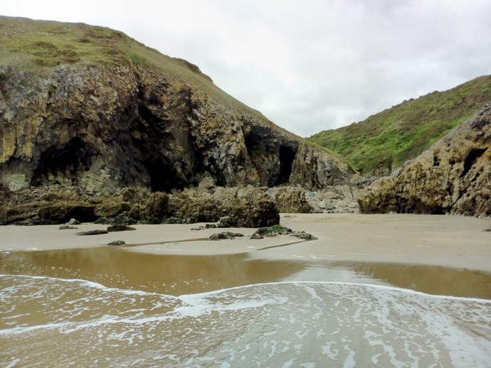 What type of beach backdrop do you like best?