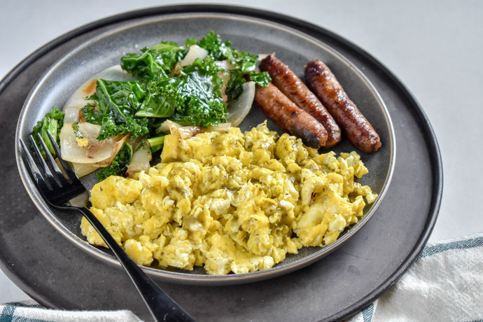 Would meeting for breakfast be a weird date?