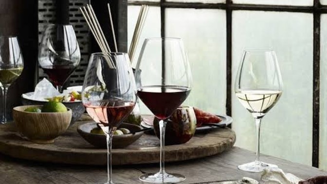 Is it bad to gift a wine glass for a birthday?