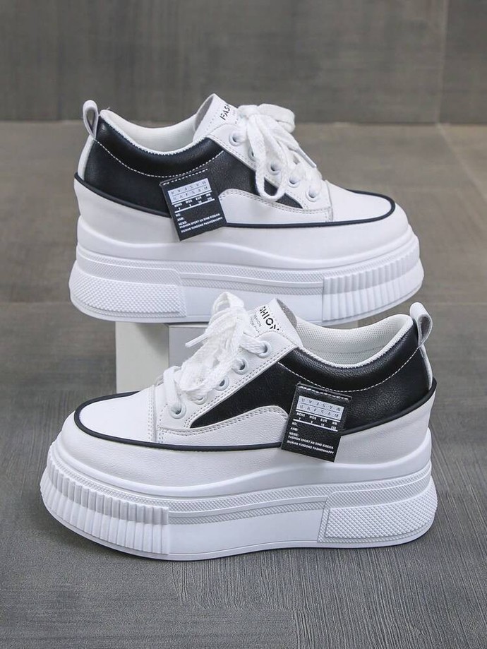 Is "I date only 6 foot and above" only a trashy dating apps thing or you face it in real life too?