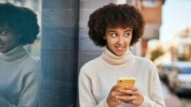 Should people use dating apps?