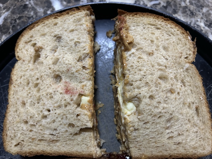 What’s the proper way to cut your 🥜 Peanut Butter and butter 🧈 Sandwich?