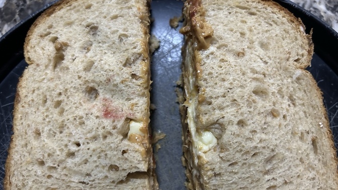 What’s the proper way to cut your 🥜 Peanut Butter and butter 🧈 Sandwich?
