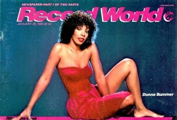 Guys, If a beautiful woman like Donna Summer approached you and talked to you, what would you say?